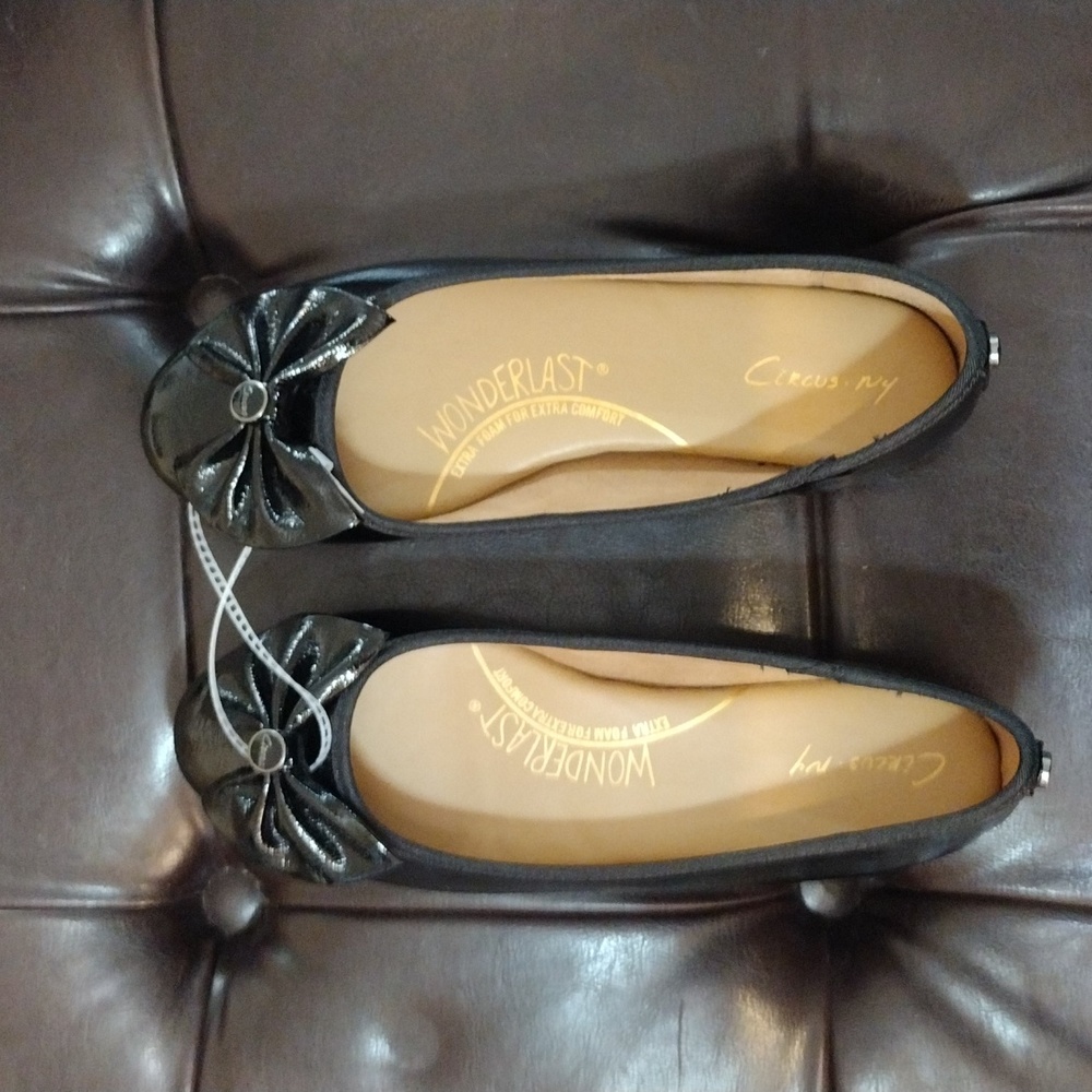 NWOT Wonderlast Circus NY Black Shoes